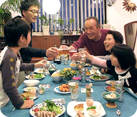 毎年、母の日には実家の両親を招いて、さりげないけど見栄えのする料理でおもてなしをしています。